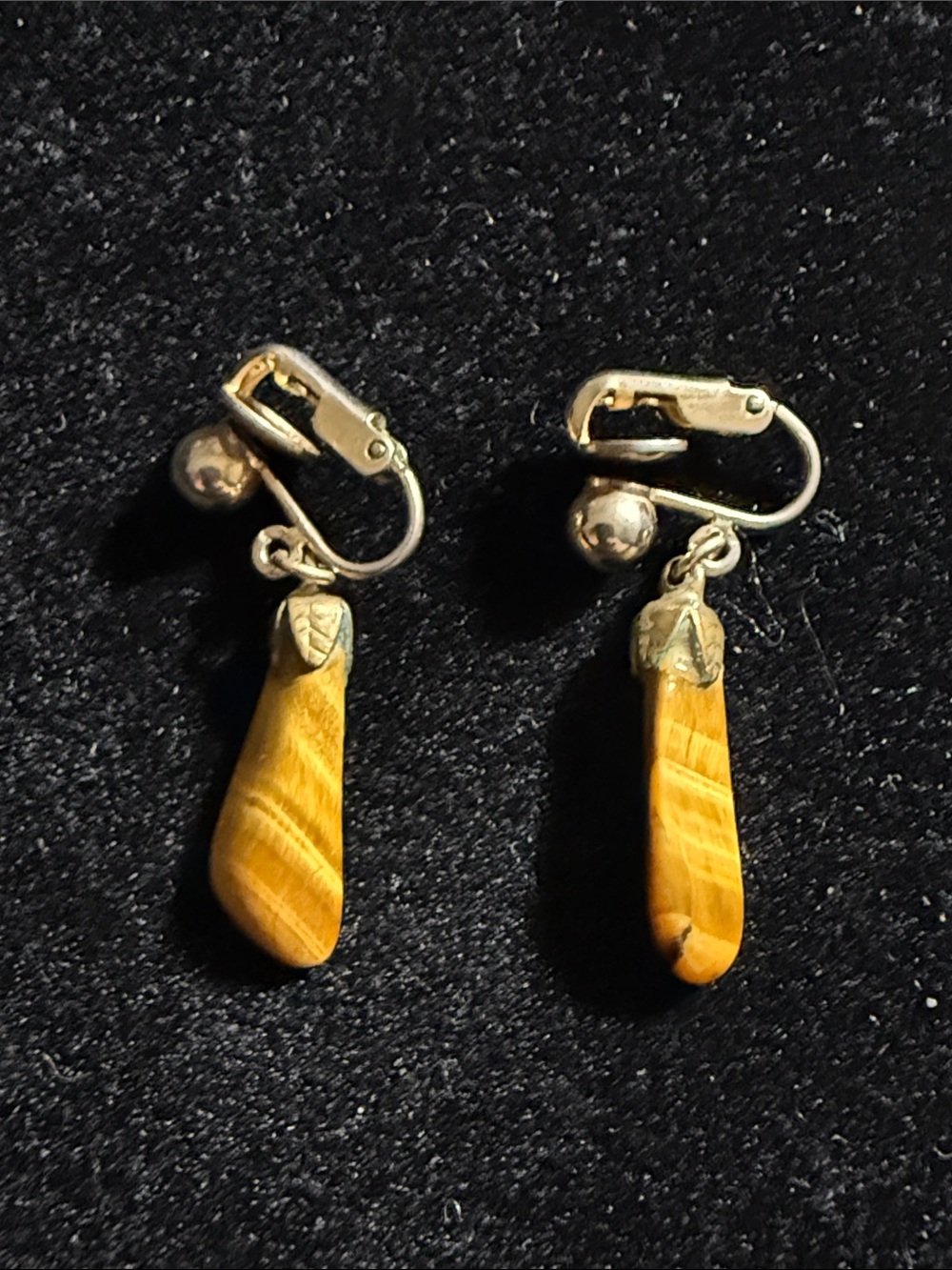Vintage Gold tone tigers eye clip on earrings